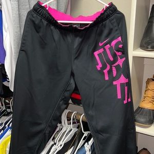Nike thermal fit pants
